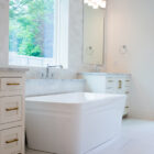 Exploring Bathroom Design: Trends in 2024